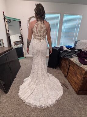 Halter Lace Mermaid Wedding Dress in Ivory